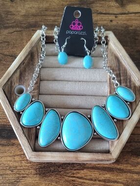 paparazzi Turquoise Stone Bib Necklace with Matching Earrings